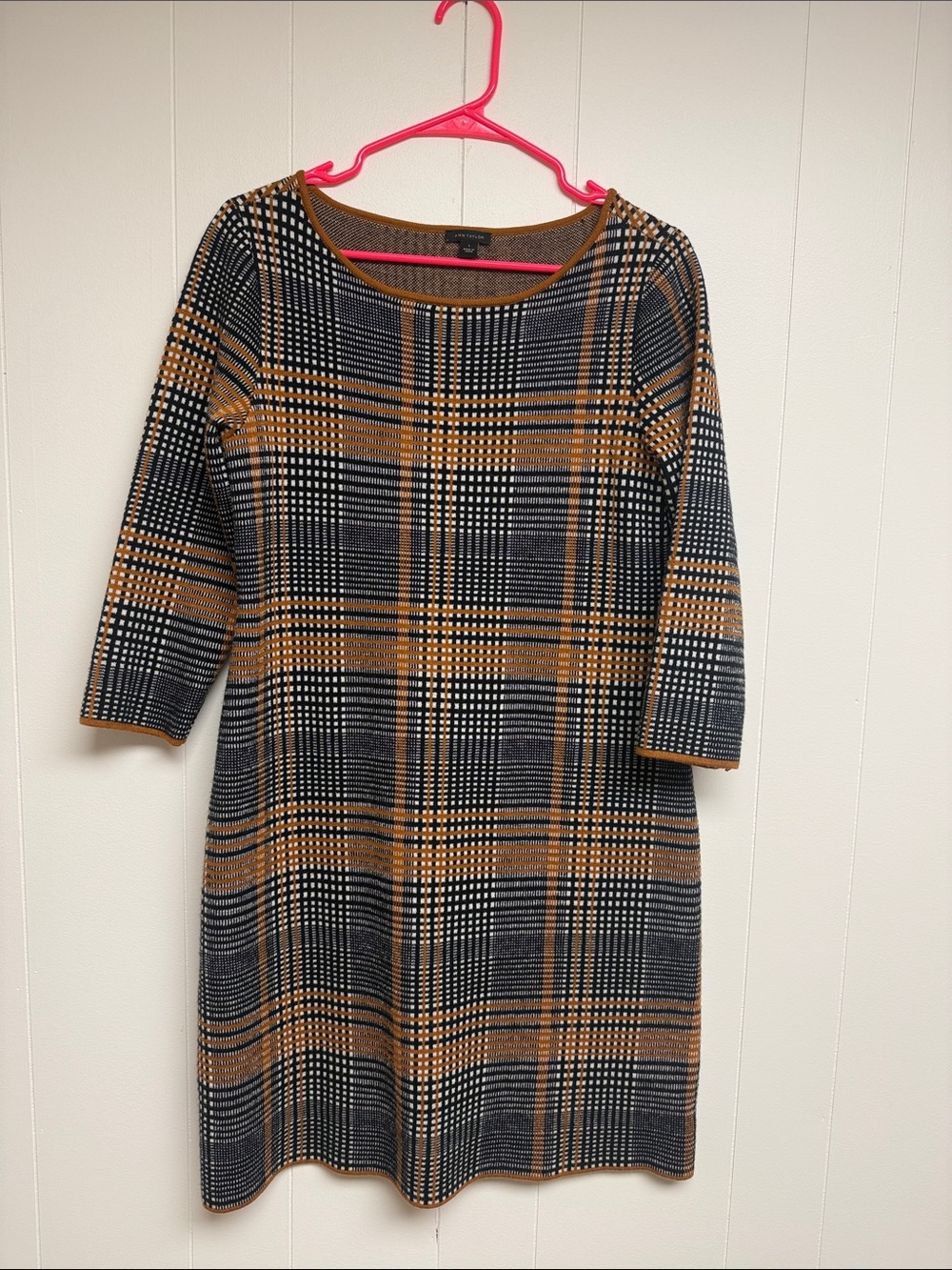 Ann Taylor Plaid Knit Shift Dress in Mustard and Black